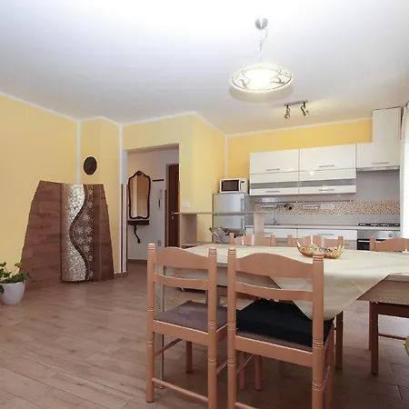 Mit Privatpool Fuer 6 Personen Ca 70 Qm In Pula, Istrien Istrische Riviera Feriehus